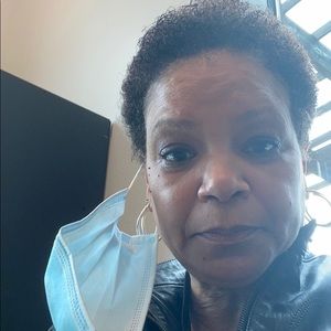 Meet your Posher, Renee